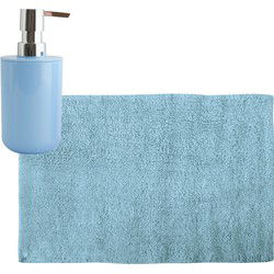 MSV badkamer droogloop mat/tapijt - 40 x 60 cm - met zelfde kleur zeeppompje 260 ml - lichtblauw - Badmatjes
