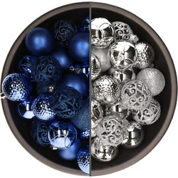 74x stuks kunststof kerstballen mix van kobalt blauw en zilver 6 cm - Kerstbal