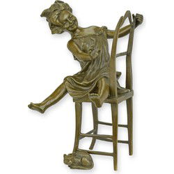 A BRONZE SCULPTURE CALLED HAPPY CAT