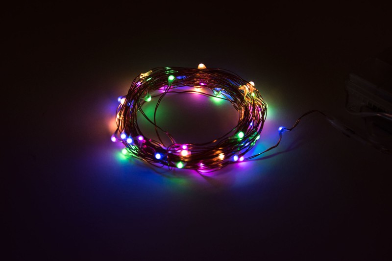 Groenovatie LED Multicolour Feestverlichting Prikkabel, 5 Meter, Waterdicht IP65, Op 3xAA Batterijen - 