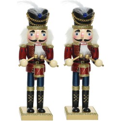 2x stuks kerstbeeldjes houten notenkraker poppetjes/soldaten 25 cm kerstbeeldjes - Kerstbeeldjes