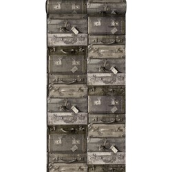 ESTAhome behang vintage koffers donkerbruin