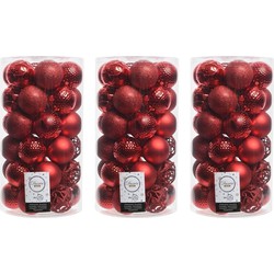 111x Kunststof kerstballen mix kerst rood 6 cm kerstboom versiering/decoratie - Kerstbal