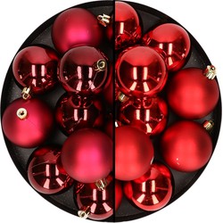 24x stuks kunststof kerstballen mix van donkerrood en rood 6 cm - Kerstbal