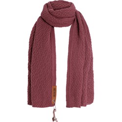 Knit Factory Luna Gebreide Sjaal Dames & Heren - Colsjaal - Omslagdoek - Stone Red - 200x50 cm - Inclusief sierspeld