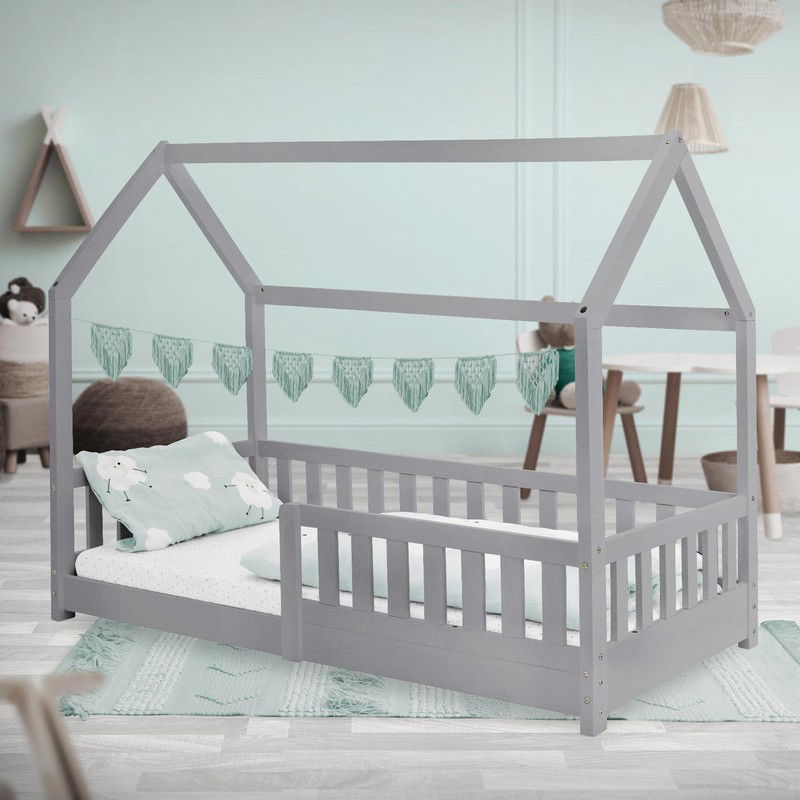 Kinderbed huisbed 80x160 cm lichtgrijs gemaakt van dennenhout met uitvalbeschermend dak en lattenbodem houten bed ML design - 