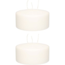 2x stuks witte multi lonten kaars/mammoetkaars 15 x 8 cm 62 branduren - Stompkaarsen