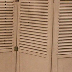 Lorca divider old white