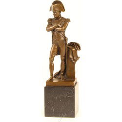 BRONZEN BEELD VAN STAANDE NAPOLEON