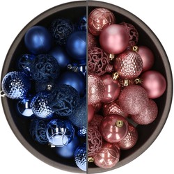 74x stuks kunststof kerstballen mix van velvet roze en kobalt blauw 6 cm - Kerstbal