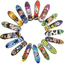 Decopatent 48 STUKS Vinger Skateboard - Fingerboard - Mini Skateboard - Speelgoed Finger Board - Uitdeelcadeaus - Traktatie Uitdeelcadeautjes voor kinderen - Grabbelton - School - Kinderfeestje - Klein Speelgoed Trakteren - Traktaties Cadeautjes