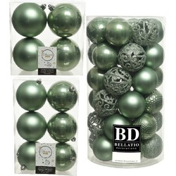Kerstversiering kunststof kerstballen salie groen 6-8-10 cm pakket van 57x stuks - Kerstbal