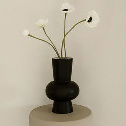 Indore Home - Vaas Ann - Medium - Zwarte Vaas - Bloemenvaas - Woonkamer decoratie - 21cm - Bol Vaas