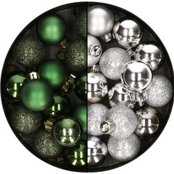 28x stuks kleine kunststof kerstballen zilver en dennengroen 3 cm - Kerstbal