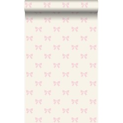 Origin Wallcoverings behang strikjes glanzend wit en licht roze - 53 cm x 10,05 m - 346846