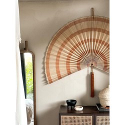 Bamboe waaier Extra Large terracotta | Bamboo wanddecoratie | Wanddecoratie waaier met kwastjes | Interieur eyecatcher Japandi stijl