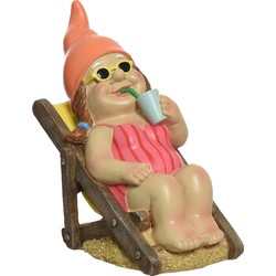 Tuinkabouter vrouw zonnend in strandstoel - kunststeen - H21 cm - Tuinbeelden