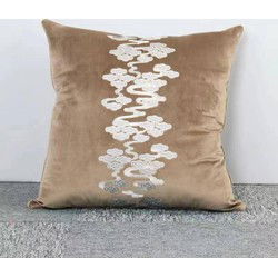 Fine Asianliving Kussen Handgeborduurd Velvet Beige Wolken 55x55cm