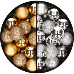 28x stuks kleine kunststof kerstballen goud en zilver 3 cm - Kerstbal