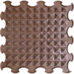 Ortoto Ortoto Sensory Massage Puzzle Mat Little Pyramids Donkere Chocolade