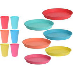 Borden en beker servies set - 12-delig - onbreekbaar kunststof - kleurenmix - Bordjes