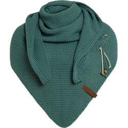 Knit Factory Coco Gebreide Omslagdoek - Driehoek Sjaal Dames - Laurel - 190x85 cm - Inclusief sierspeld