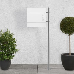 Vrijstaande brievenbus met krantenvak 37 cm Wit incl. staander 120 cm hoog Zilveren vrijstaande brievenbus