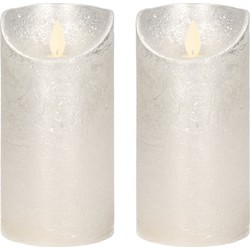 2x LED kaarsen/stompkaarsen zilver met dansvlam 15 cm - LED kaarsen