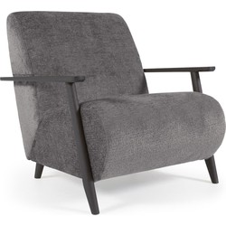 Kave Home - Meghan fauteuil in grijze chenille en hout met wengé afwerking