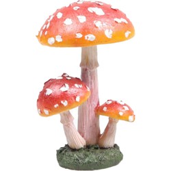 Decoratie huis/tuin beeldje paddenstoelen - lage hoed - vliegenzwammen - rood/wit - 10 cm - Tuinbeelden