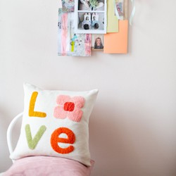 Love Pillow Roze op voorraad 22.03