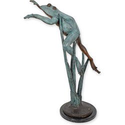 A BRONZE SCULPTURE OF A LEAPING FROG